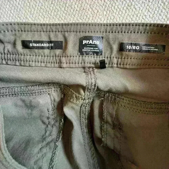 Prana Halle Jogger II Women’s 10 Regular Olive Green Button Drawstring Closure - Picture 3 of 3